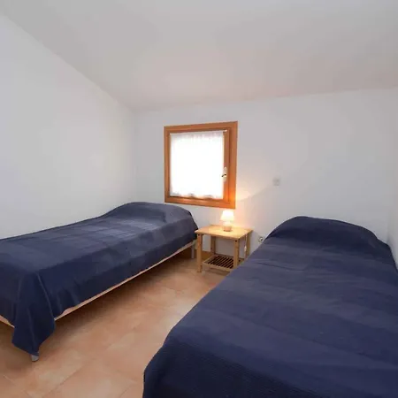 Apartman In 36589 *